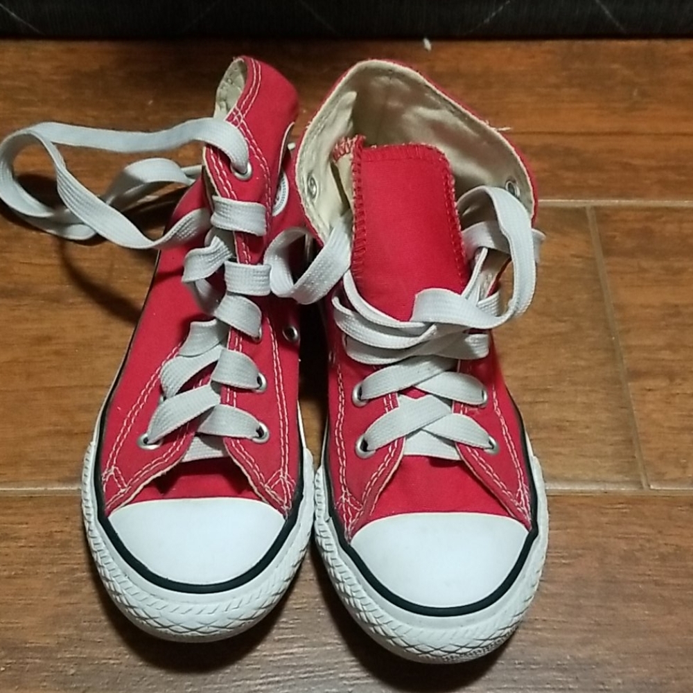 Boys Converse